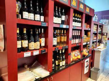 Épicerie et vins